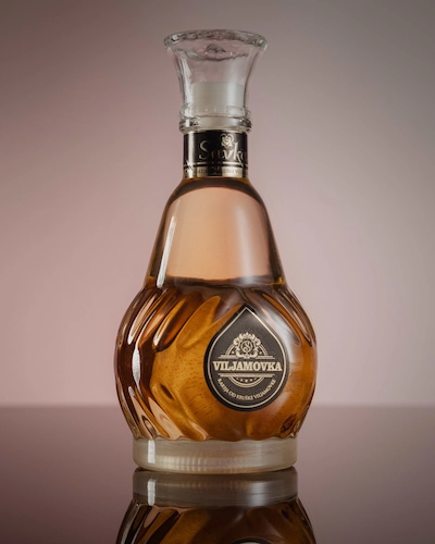 Korporativni pokloni — premium rakija Savka, destilerija KOSA TRADE Novi Sad